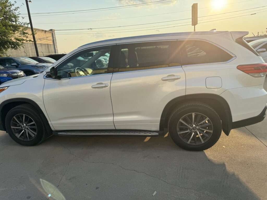 2017 Toyota Highlander XLE