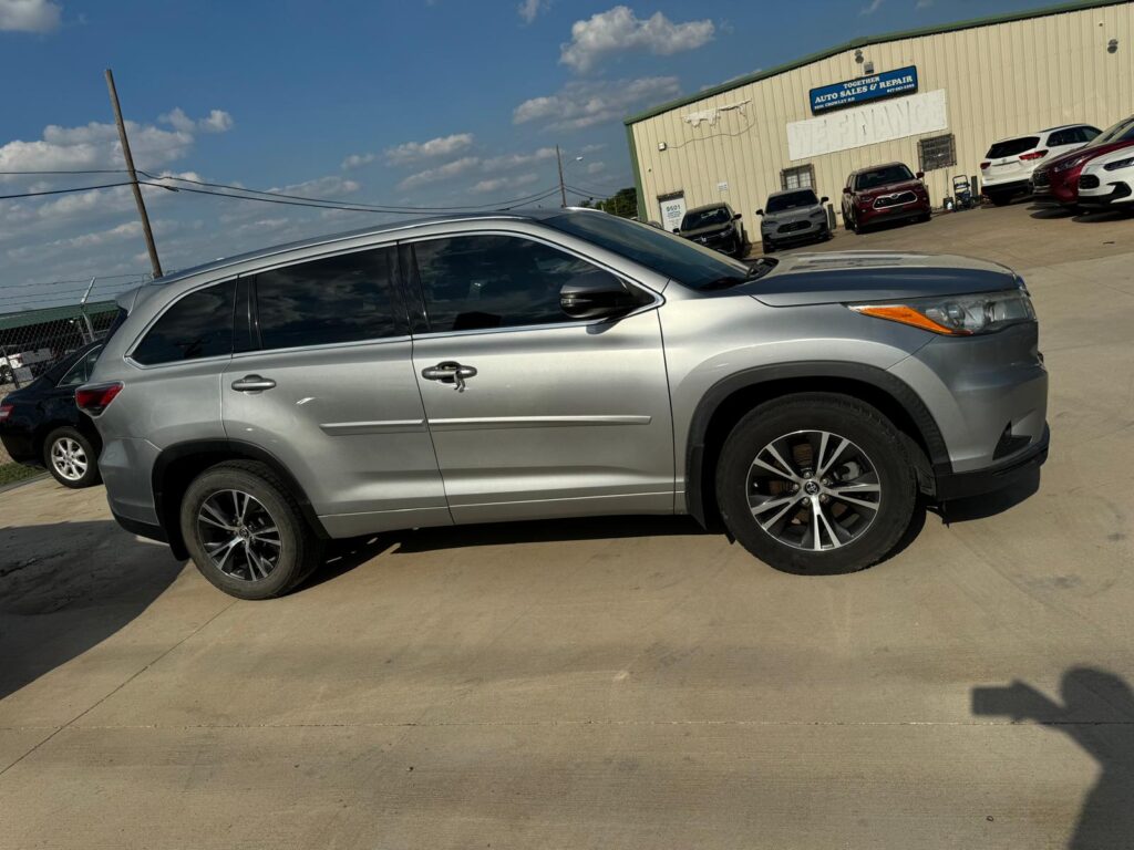 2016 Toyota Highlander XLE